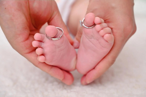 漳浦怀孕肚子一边高一边低